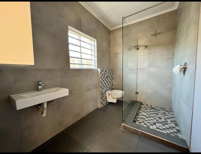 1 BEDROOM DETACHED TO LET IN TOWNSEND ESTATE